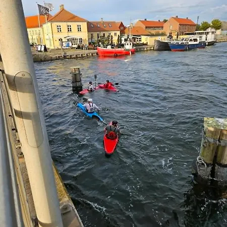 Prázdninový dům Danmonhus Mon *